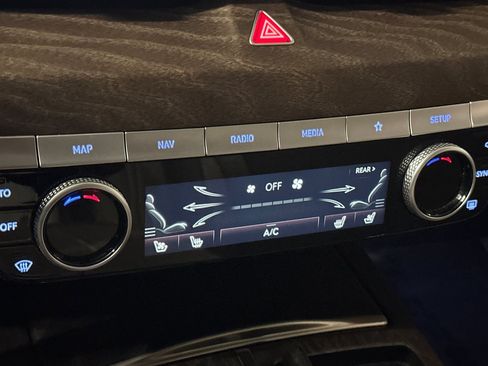 Used 2023 Genesis G80 2.5T w/ Advanced Package image 20