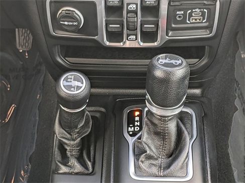 Used 2018 Jeep Wrangler Unlimited Sport S image 16