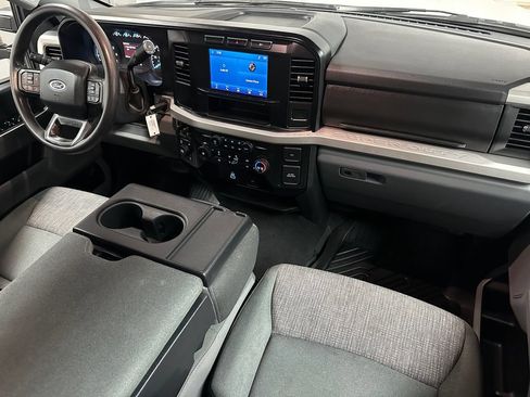 Used 2024 Ford F250 XLT AWD/4WD image 12
