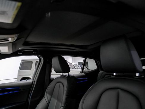 Used 2020 BMW X2 sDrive28i w/ Convenience Package image 7