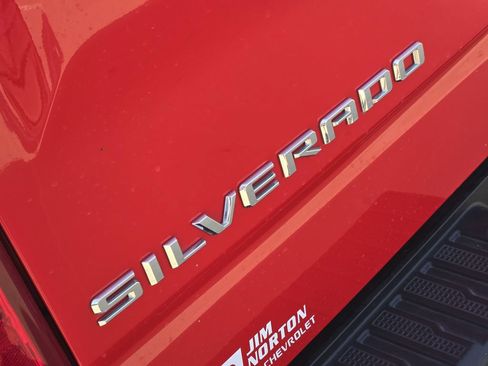 Used 2025 Chevrolet Silverado 1500 LT AWD/4WD image 11