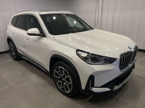New 2026 BMW X1 xDrive28i w/ Technology Package image 3