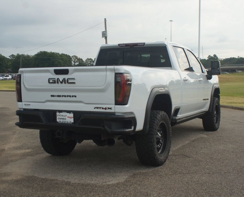 Used 2025 GMC Sierra 2500 AT4X AWD/4WD image 19