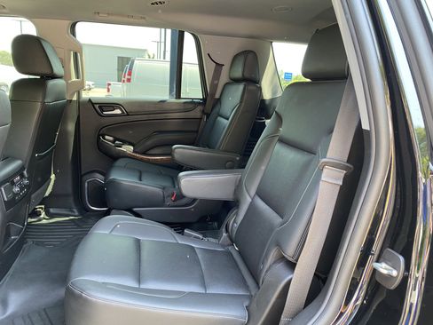 Used 2018 Chevrolet Tahoe Premier AWD/4WD image 40
