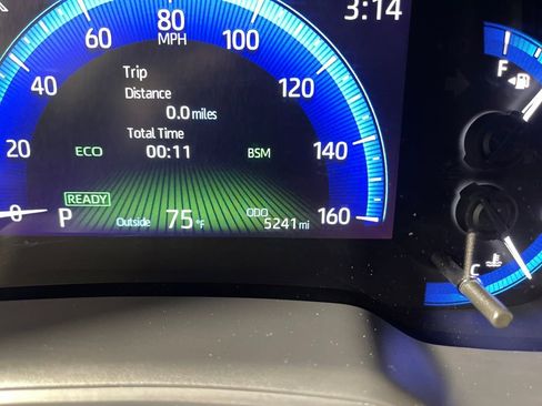 Certified 2022 Toyota Corolla LE w/ Carpet Mat Package (TMS) image 19