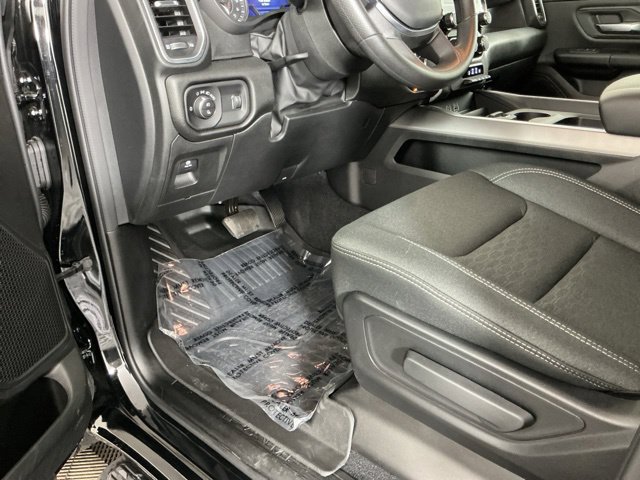 Used 2026 RAM 1500 Express AWD/4WD image 14