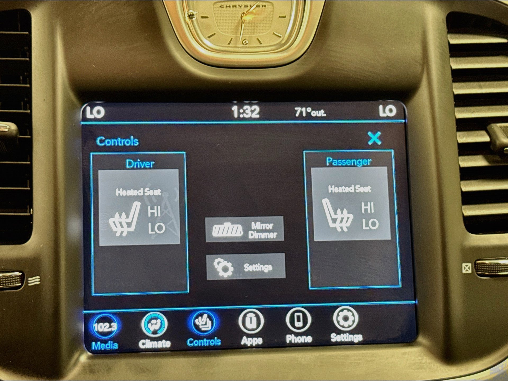 Used 2022 Chrysler 300 Touring L RWD image 19
