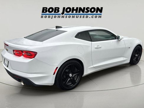 Used 2023 Chevrolet Camaro LT RWD image 3