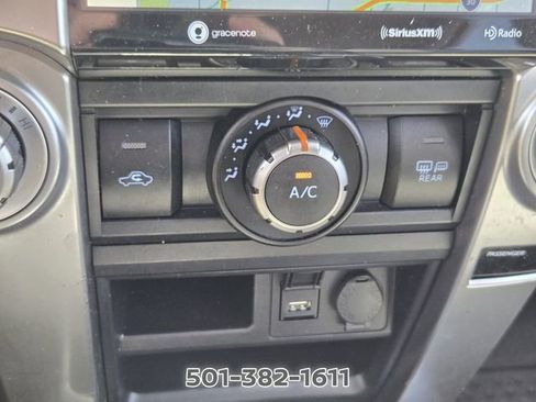 Used 2021 Toyota 4Runner SR5 Premium w/ Moonroof Package AWD/4WD image 25