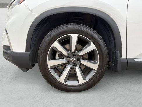 Used 2024 Honda Pilot Elite image 23