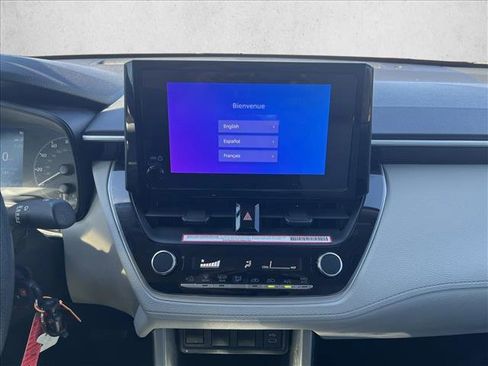 Used 2024 Toyota Corolla Cross L image 14