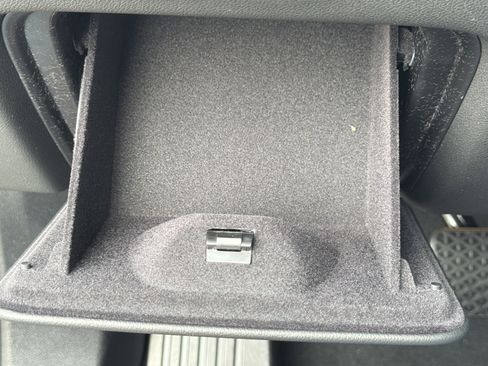 New 2026 BMW X5 sDrive40i image 16