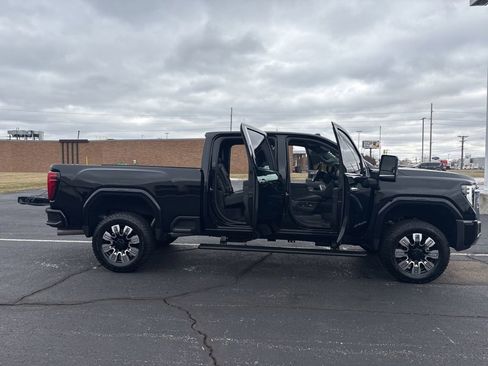 Used 2024 GMC Sierra 2500 Denali w/ Denali Reserve Package image 17