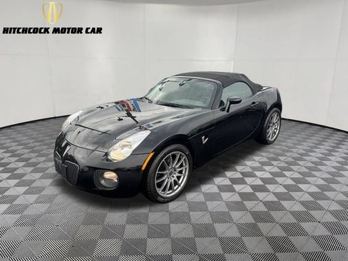 Used 2007 Pontiac Solstice GXP w/ Premium Package RWD image 1