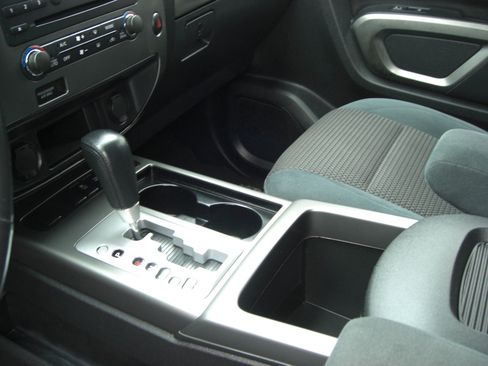 Used 2015 Nissan Armada SV image 7