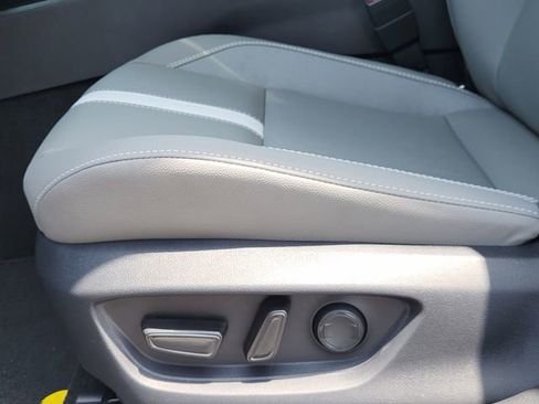 New 2026 Toyota Camry SE FWD image 22