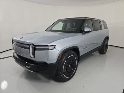 Used 2025 Rivian R1S Adventure