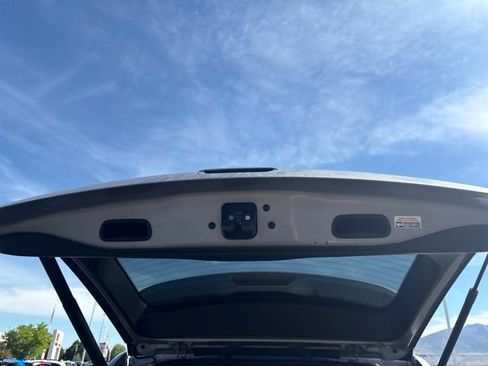 Used 2018 Jeep Grand Cherokee Limited w/ Trailer Tow Group IV AWD/4WD image 29