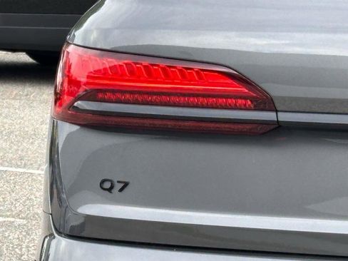 Used 2025 Audi Q7 2.0T Premium Plus w/ Premium Plus Package AWD/4WD image 8
