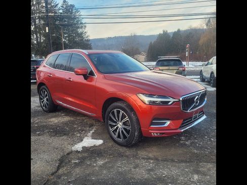 Used 2018 Volvo XC60 T5 Inscription image 2