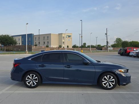 Used 2025 Honda Civic LX image 2