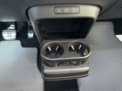 New 2025 Volkswagen ID. Buzz Pro S Plus image 44