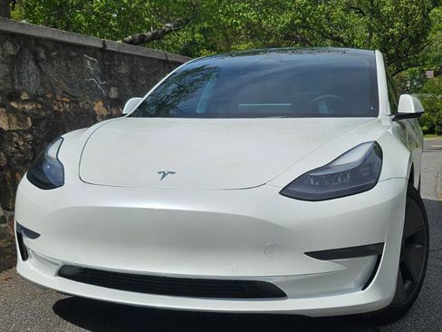 Used 2022 Tesla Model 3 Long Range AWD/4WD image 70