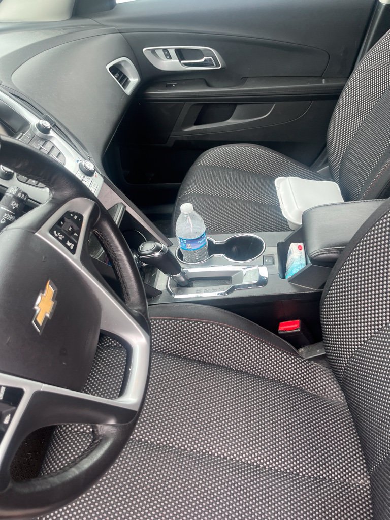 Used 2017 Chevrolet Equinox LT w/ Convenience Package FWD image 9