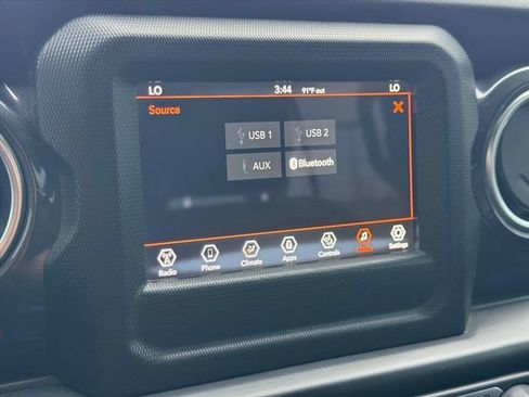 Used 2021 Jeep Wrangler Unlimited Sahara AWD/4WD image 23