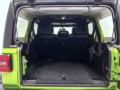 Used 2018 Jeep Wrangler Unlimited Rubicon AWD/4WD image 21