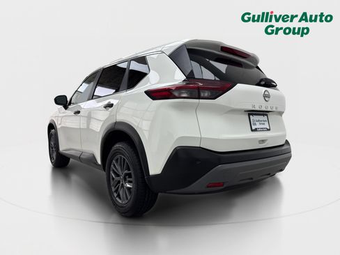 Used 2023 Nissan Rogue S FWD image 5