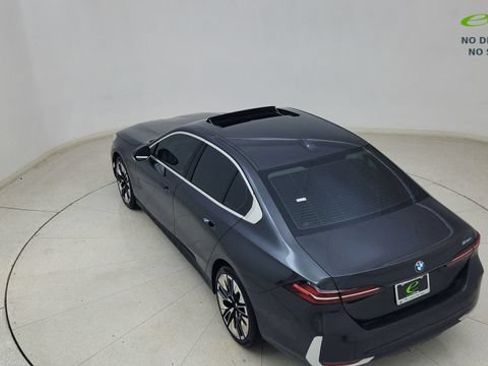 Used 2025 BMW 530i RWD image 83