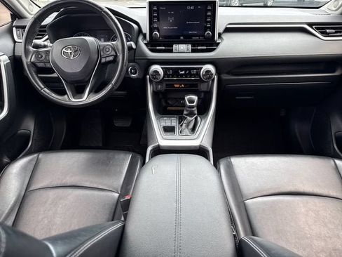 Used 2019 Toyota RAV4 XLE Premium w/ Advanced Technology Package AWD/4WD image 13