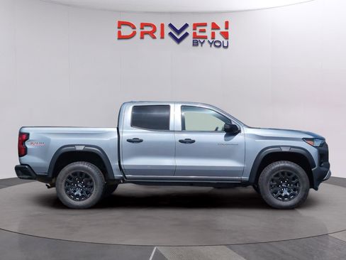 Certified 2024 Chevrolet Colorado Trail Boss w/ Advanced Trailering Package image 7