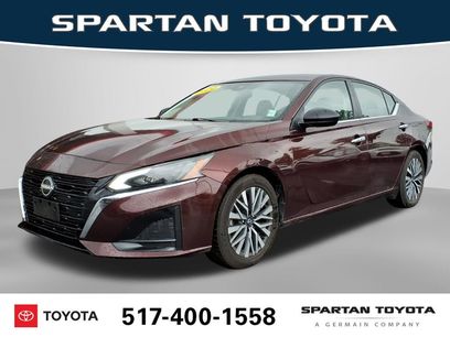 Used 2024 Nissan Altima 2.5 SV