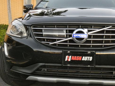 Used 2016 Volvo XC60 T6 Platinum image 18