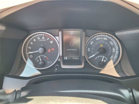 Used 2023 Toyota Tacoma TRD Off-Road RWD image 23