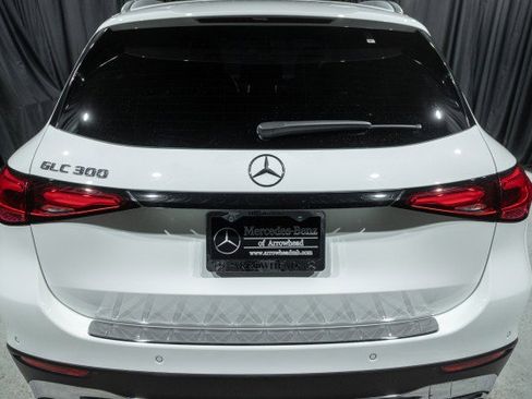 Certified 2026 Mercedes-Benz GLC 300 image 6