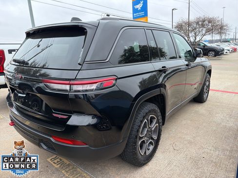 Used 2022 Jeep Grand Cherokee Trailhawk image 8