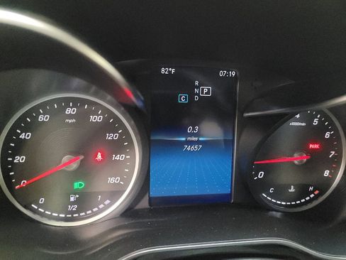 Used 2019 Mercedes-Benz C 300 Sedan image 23