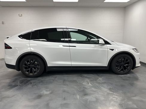 Used 2022 Tesla Model X Plaid AWD/4WD image 5