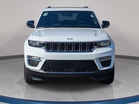New 2025 Jeep Grand Cherokee Limited w/ Luxury Tech Group II AWD/4WD image 2
