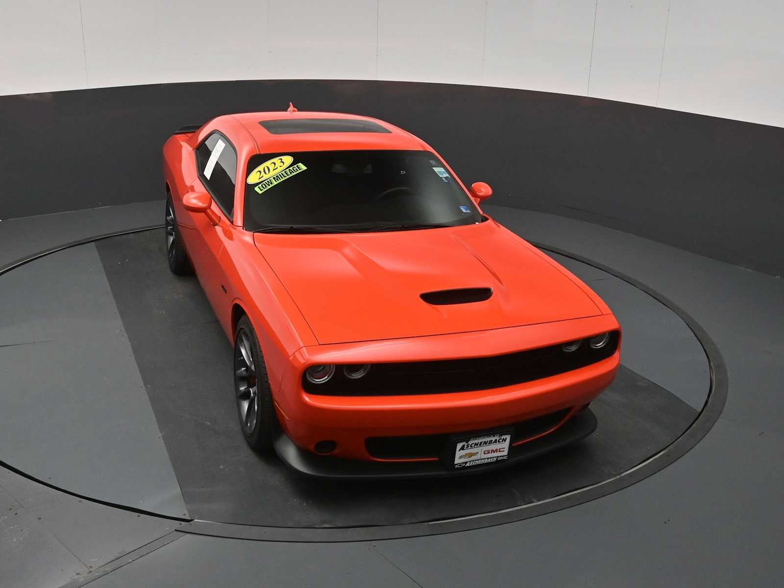 Used 2023 Dodge Challenger R/T RWD image 33