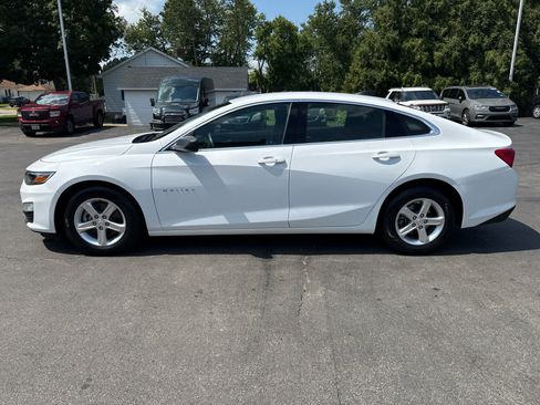 Used 2024 Chevrolet Malibu LS FWD image 6