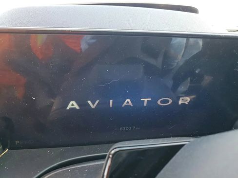 Used 2025 Lincoln Aviator 2WD image 9