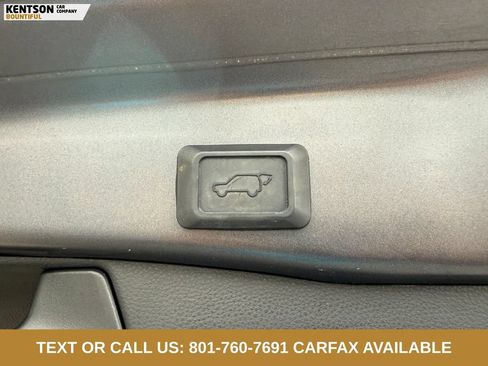 Used 2023 Toyota RAV4 XLE Premium AWD/4WD image 33