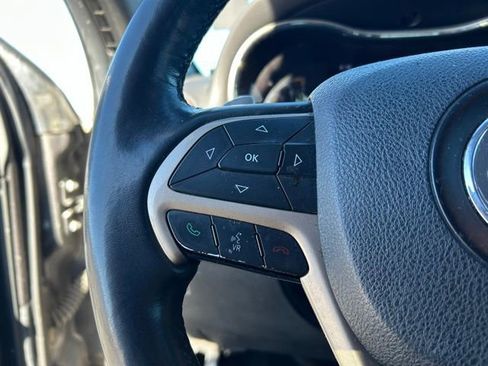 Used 2015 Jeep Grand Cherokee Altitude image 14