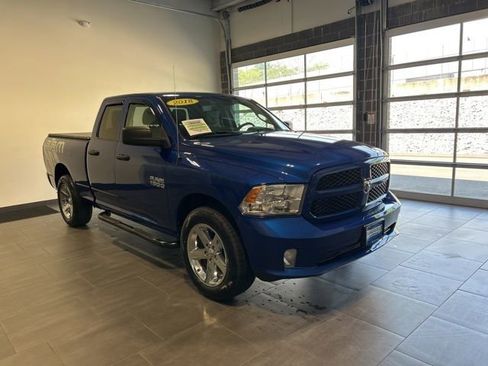 Used 2018 RAM 1500 Express w/ Express Value Package AWD/4WD image 10