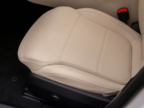 New 2026 Mercedes-Benz C 300 C 300 image 18