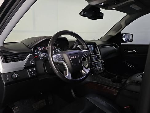 Used 2020 GMC Yukon SLT w/ Premium Edition RWD image 16